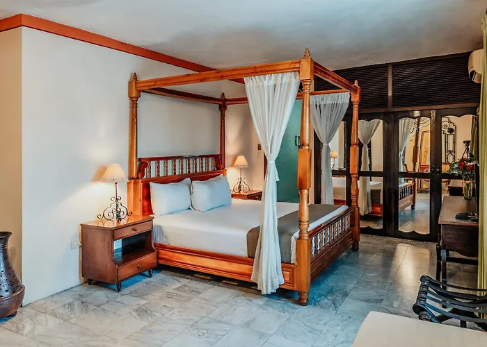 Casa Del Balam Merida With Golf Course