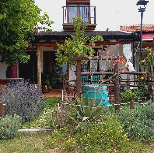 El Privado Hostal Jardines del Acebron El Rocío