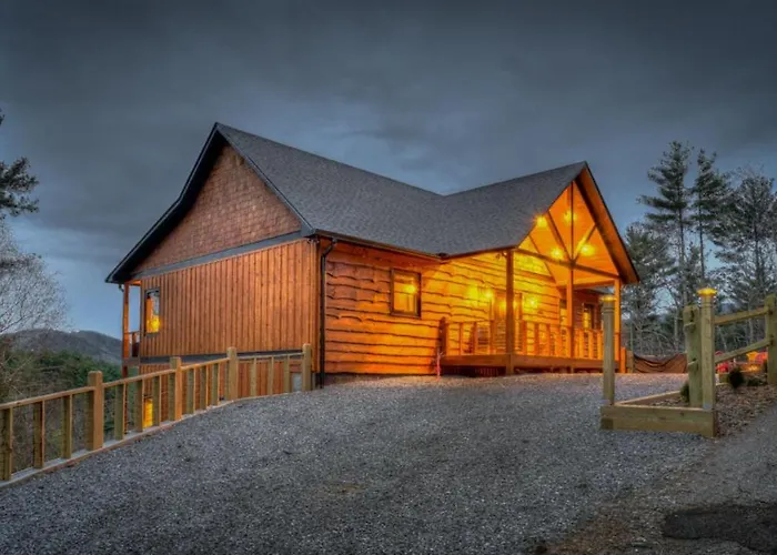 Honey Bear Lodge Blue Ridge