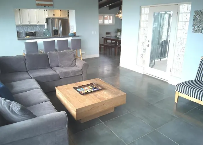 Rosarito Beach House-- Spacious, Central, Beach View, & Sleeps 14
