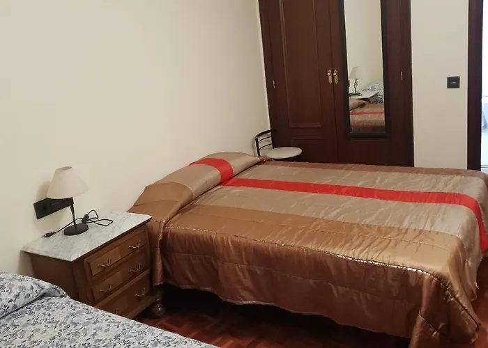 Boutique Apartamentos Salamanca Puerta Zamora, Centro, Wifi con salón y 2 dormitorios, Parking