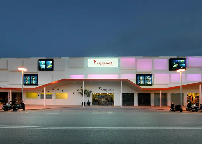 The Unexpected Ibiza Hotel - Ushuaia Club Entrance Included (Adults Only) Playa d'en Bossa 5 étoiles