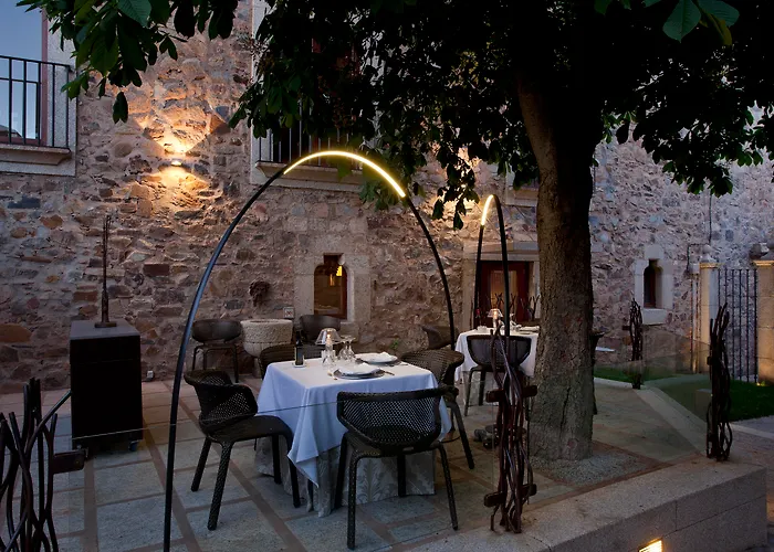 Parador De Caces