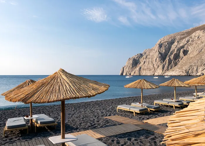 Kamari Beach Hotel