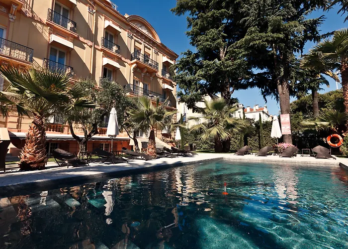 4 Sterne-Hotel-GOLDEN TULIP CANNES HOTEL de PARIS