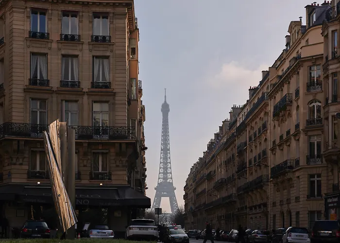 Plaza Tour Eiffel