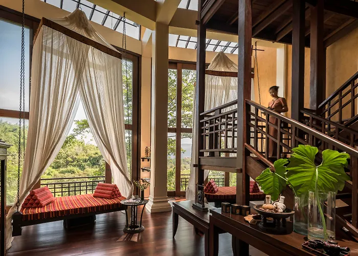 Hôtel Anantara Golden Triangle et Camp Éléphant