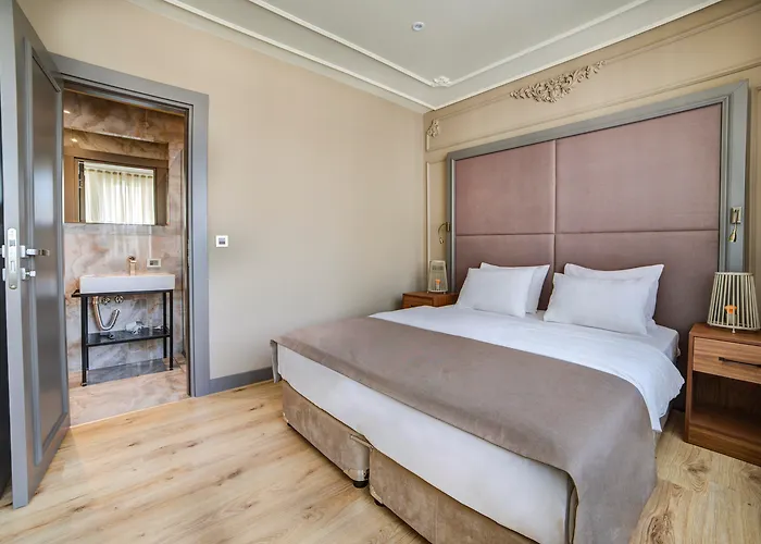 Taksim Premium Residence Istanboel met golfbaan
