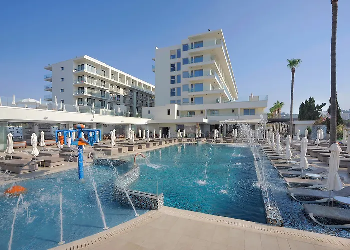 Nelia Beach Hotel&Spa Agia Napa