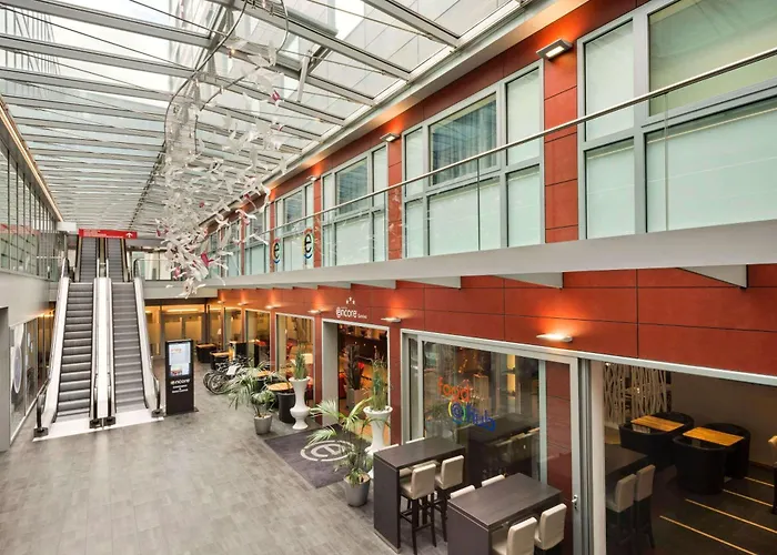 Ramada Encore By Wyndham Geneva Carouge