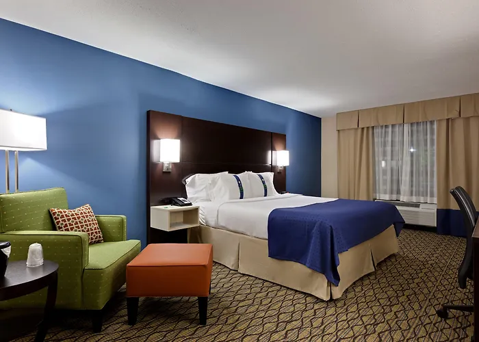 Holiday Inn & Suites Atlanta Airport North By Ihg College Park