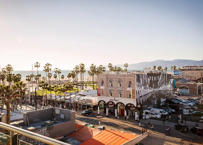 Hotel Erwin Venice Beach Los Angeles com campo de golfe
