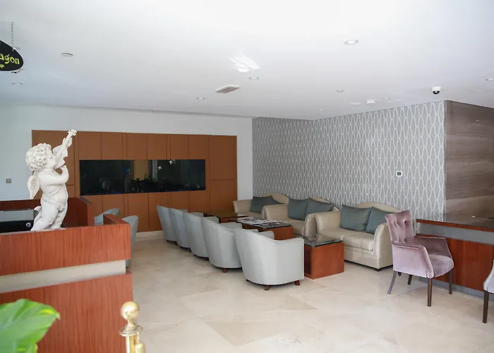 Versailles By Vieras Hotel Dubai