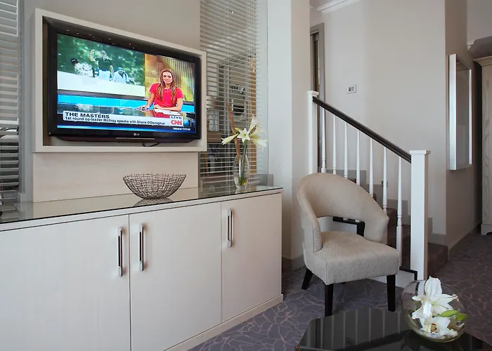 Queen Victoria Hotel by NEWMARK