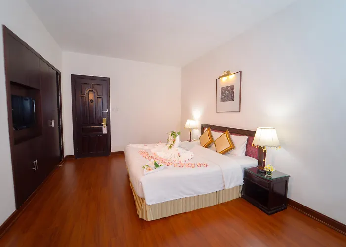 Century Riverside Hotel Hue