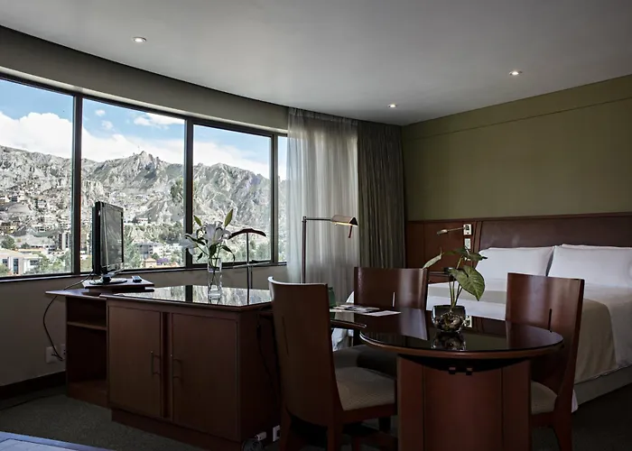 Suites Camino Real
