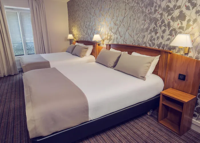Timhotel Le Louvre París