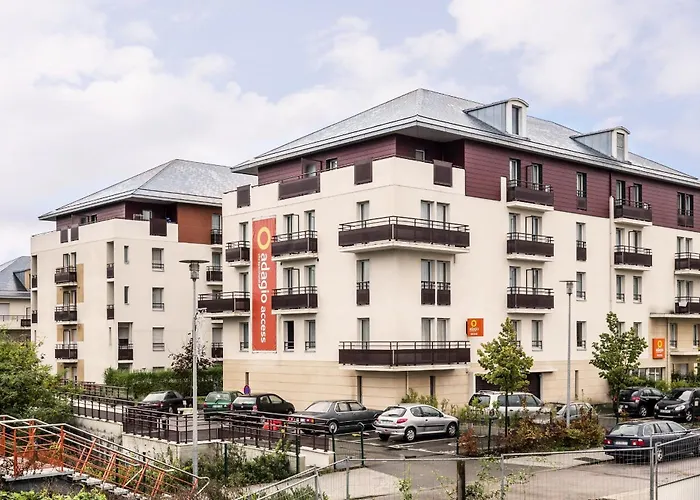 Boutique Aparthotel Adagio Access Carrières Sous Poissy