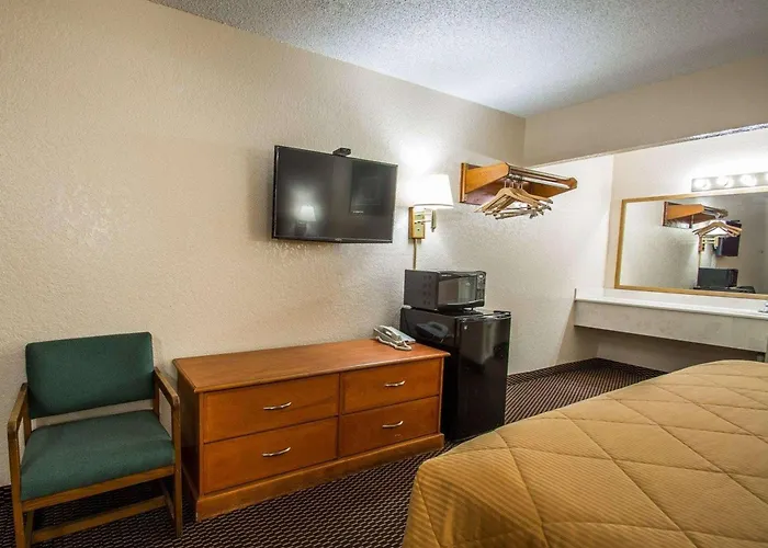 Rodeway Inn Fort Pierce I-95
