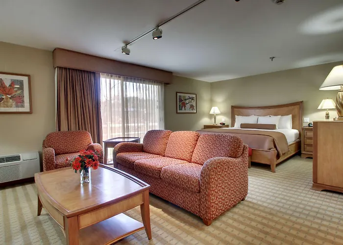 Historic Concord Suites