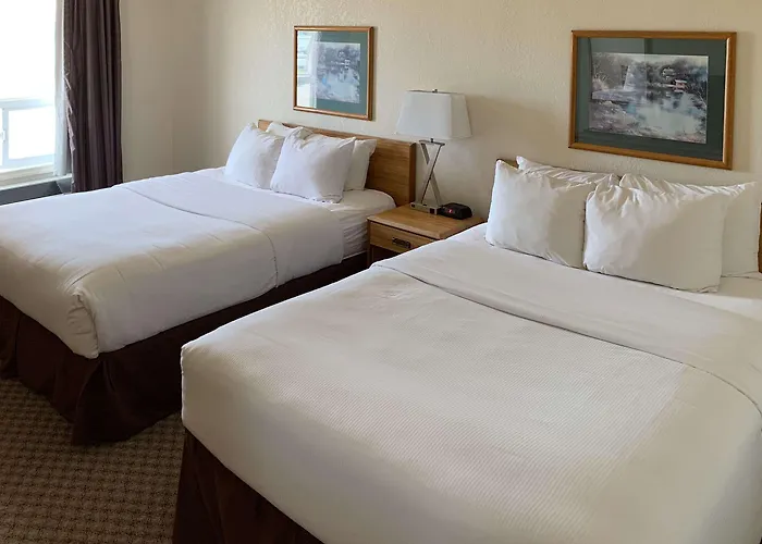 Rodeway Inn Baltimore West Windsor Mill With Golf Course