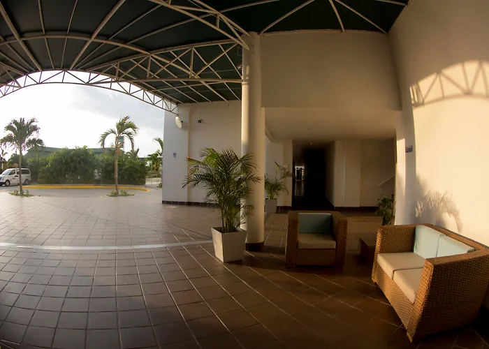 Sanha Plus Hotel Santa Marta 