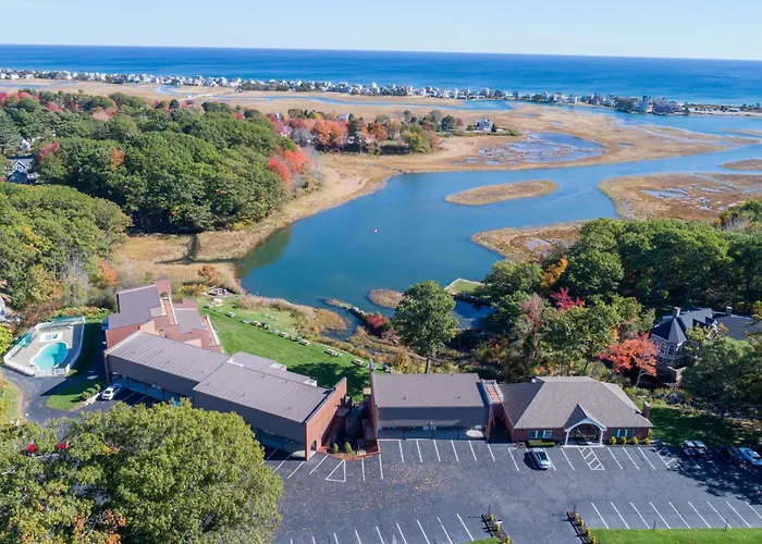 Pet friendly Ogunquit River Inn, Ascend Hotel Collection