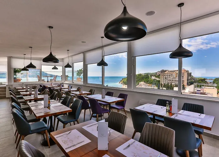 Hotel Lusso Mare By Aycon Budva