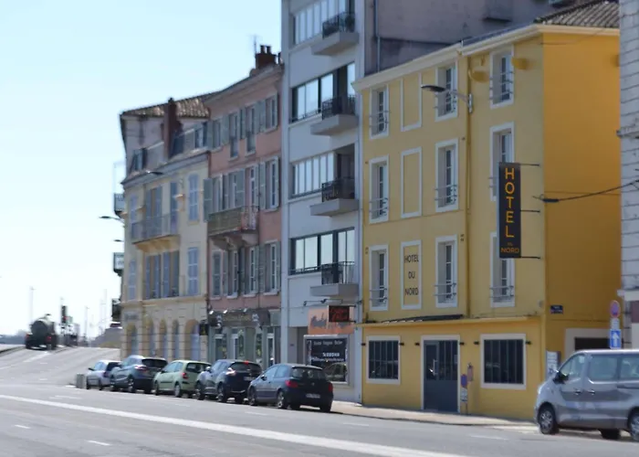 Hotel Du Nord Mâcon met golfbaan