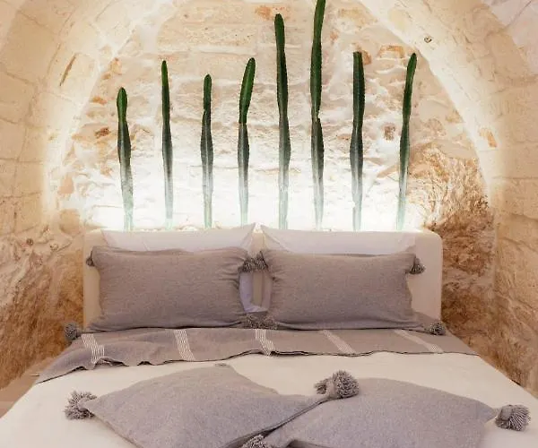 Bed and Breakfast Alesia Luxury Cave Ostuni