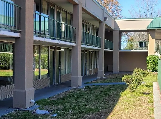 121 Motel Henderson