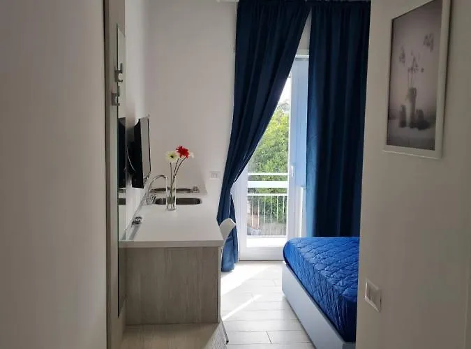 B&B Rayl Formia