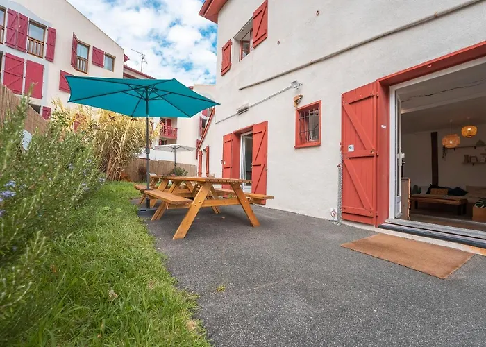 Garden - Utopy Hostel