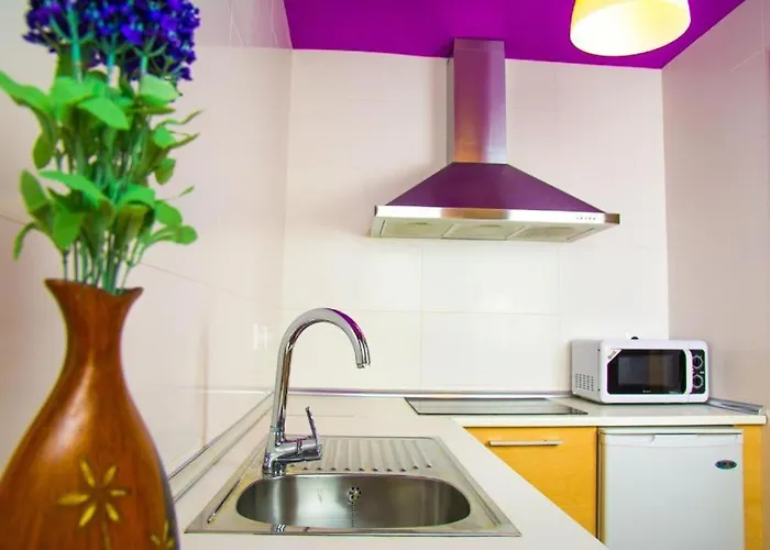 Apartamentos 16:9 Suites Almería