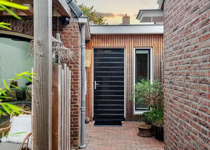 Suite-Suite Luxury Private Guesthouse