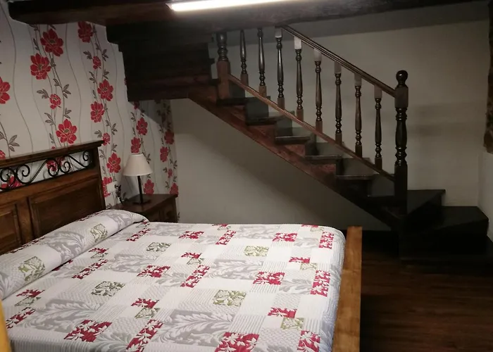 Casa de los Somoza Melide admite animales