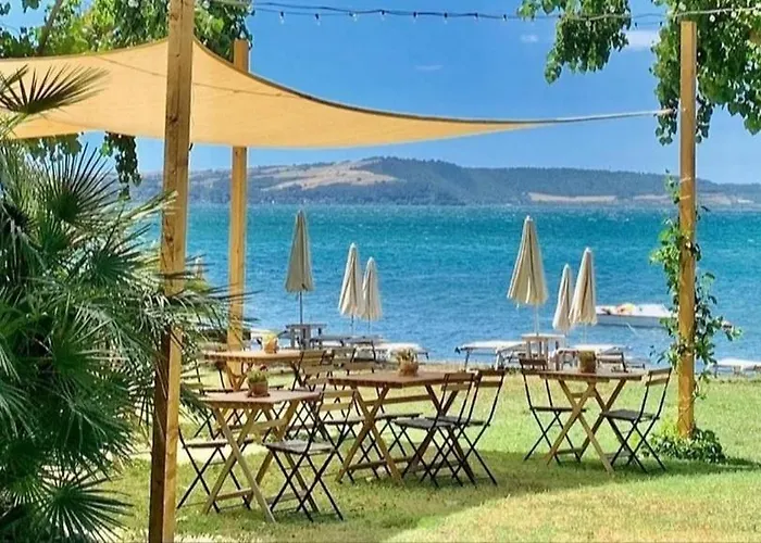 Camping Smeraldo Trevignano Romano che accetta animali