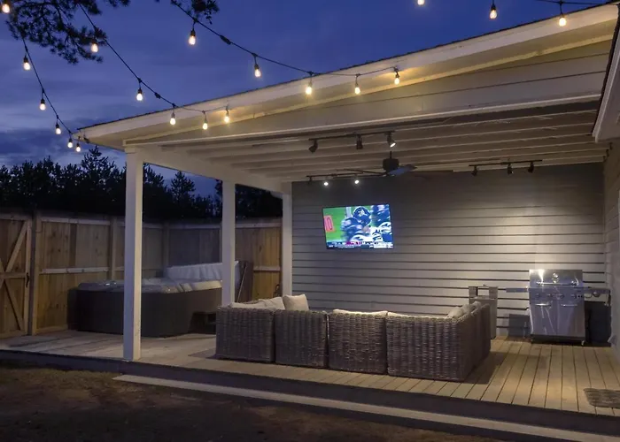 The Hamilton - Lakefront & Studio Suites, Hot Springs