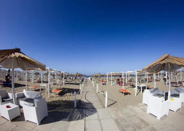 Aurora Beach & Suite Margherita Di Savoia