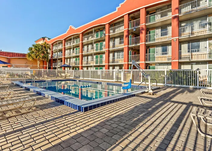 Boutique Baymont By Wyndham Orlando North Millenia Hotel