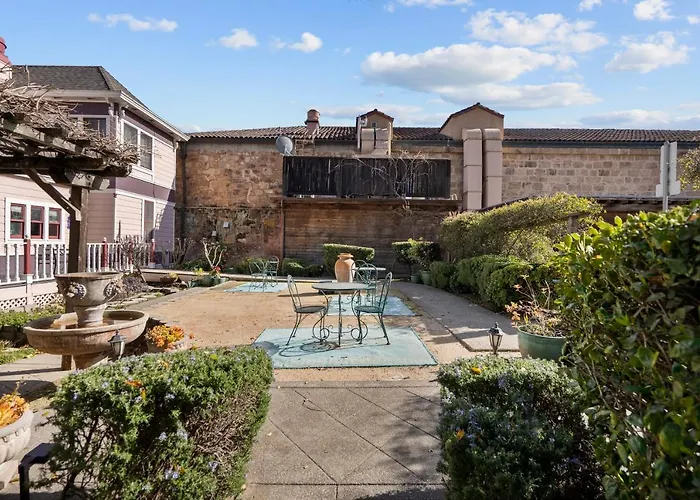 Hennessey House Bed And Breakfast Napa