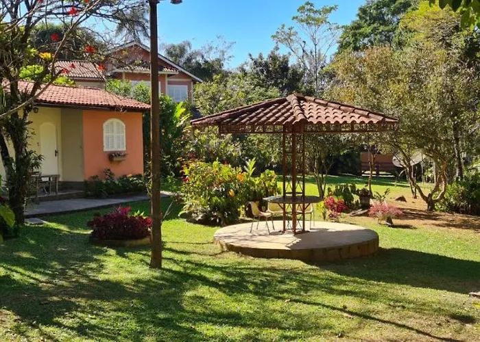 Chale Da Paz Vila Penedo 