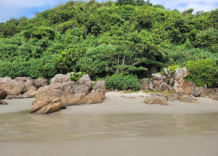 Praia do Tombo - Pé na areia