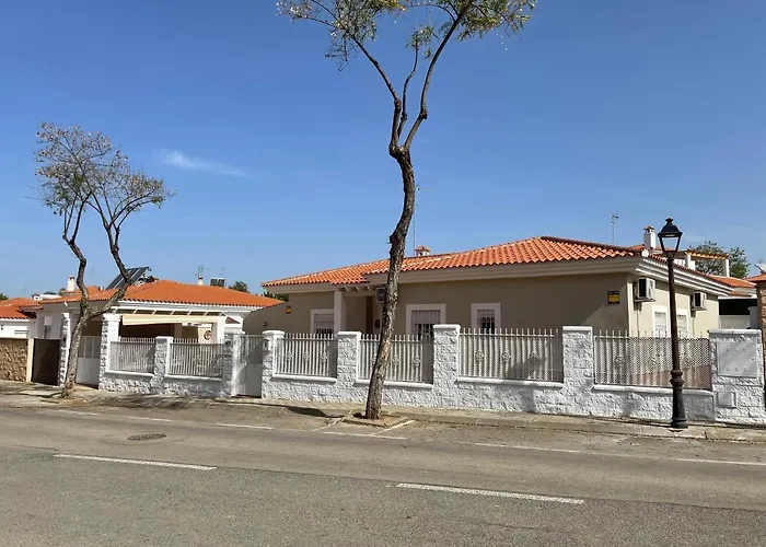 Villa Triana Con Piscina