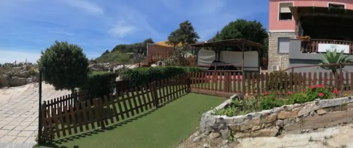 Dog Friendly Hotels in La Maddalena (Sassari)