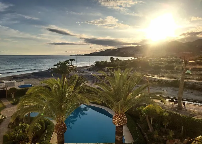 Apartamentos StarNerja en Stella Maris