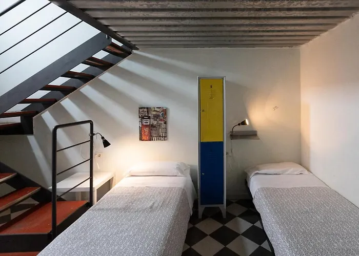 Fabric Hostel Portici