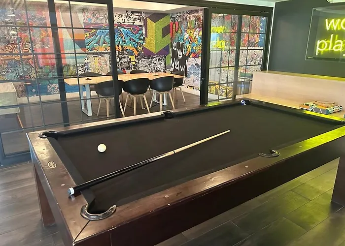 Luxury Apartment In Downtown Las Vegas
