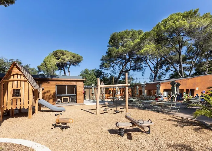 Huttopia Forêt de Janas