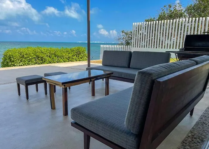 Villa Punta Sam